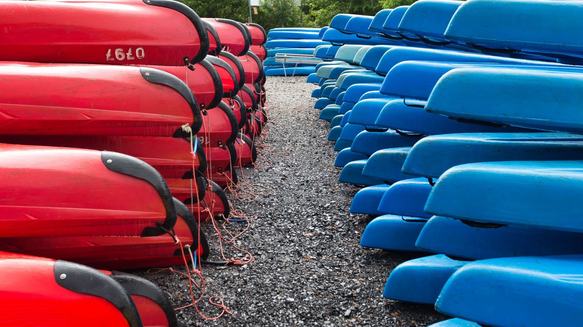 Moins de kayaks autorisés sur la Lesse à partir du 1er août, les mesures renforcées