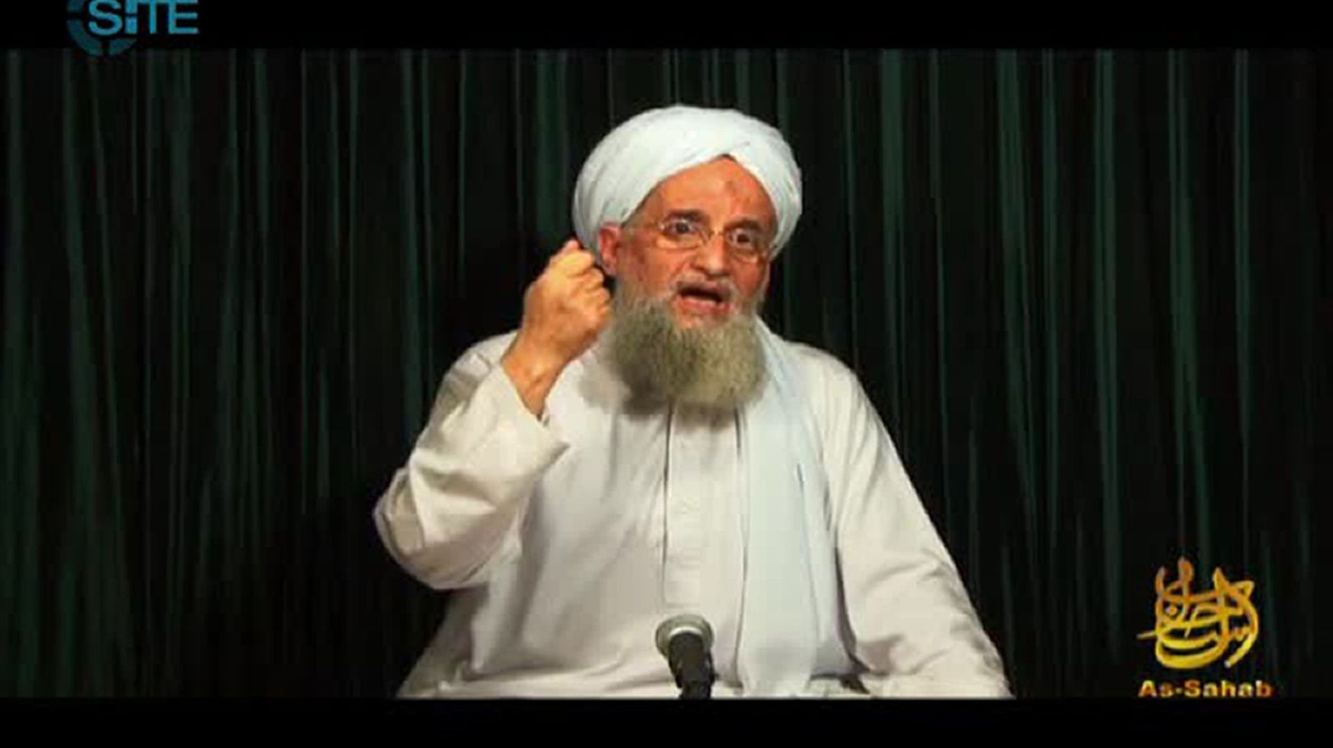 La légitimité du successeur de Ben Laden, le Dr al-Zawahiri, a rapidement été mise en cause par l'EI