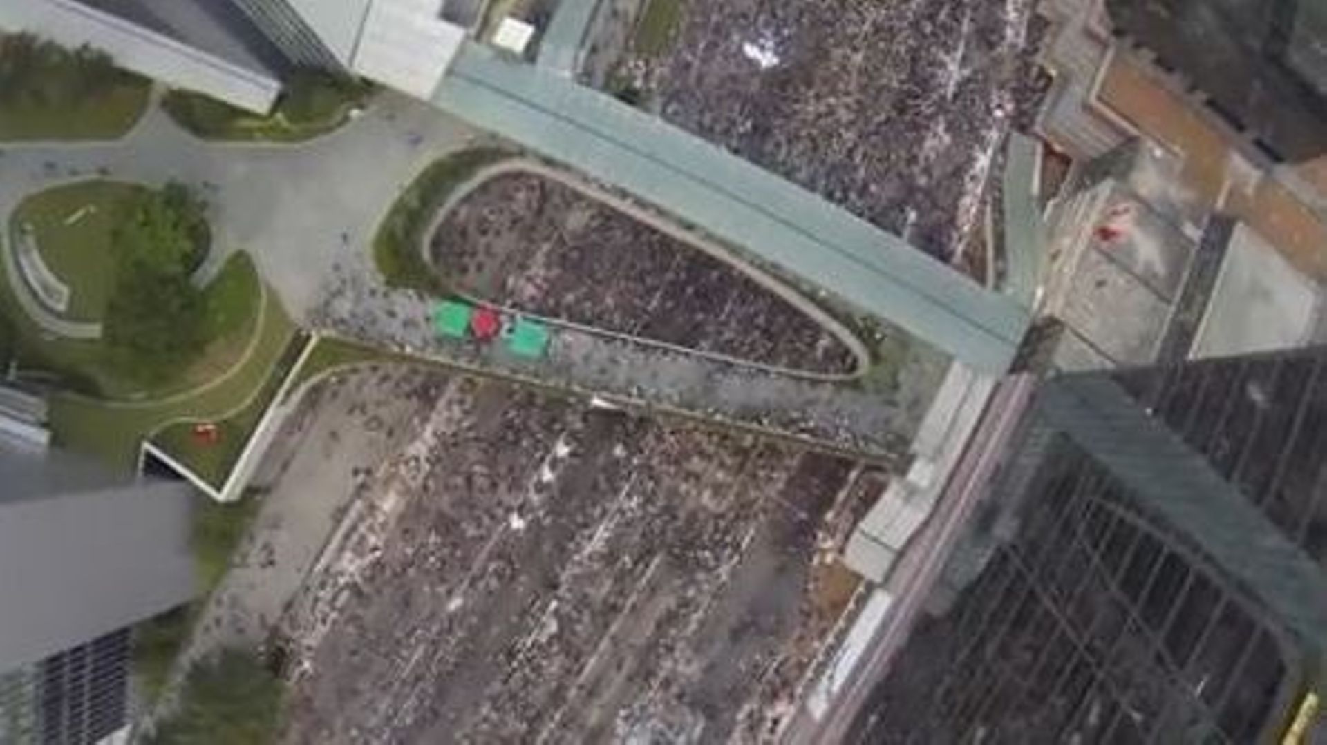 Les manifestations à Hong Kong filmées par un drone