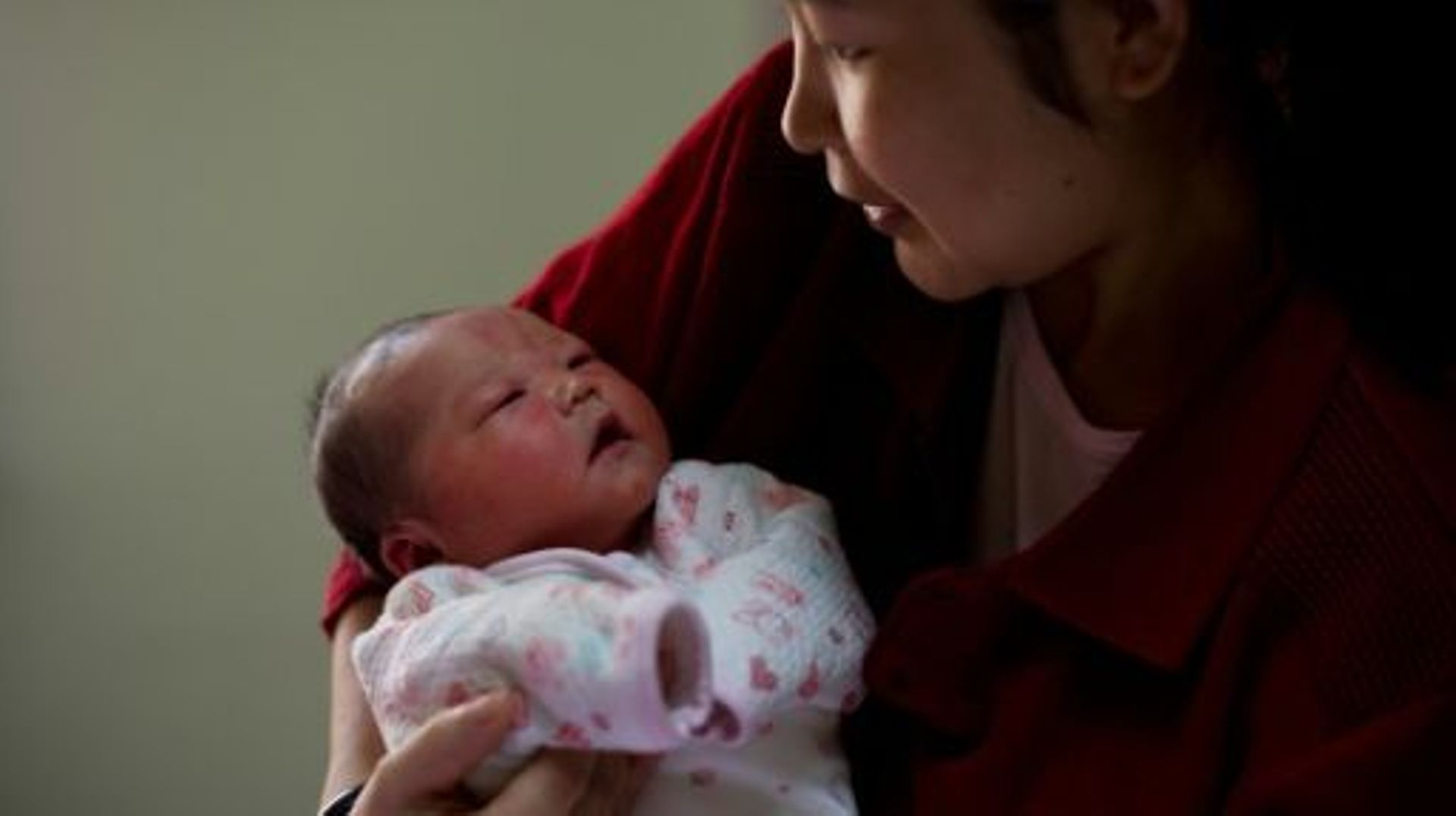 La Chine abandonne la politique controversée de l'enfant unique, vieille de plus de trois décennies, en autorisant tous les couples à en avoir deux