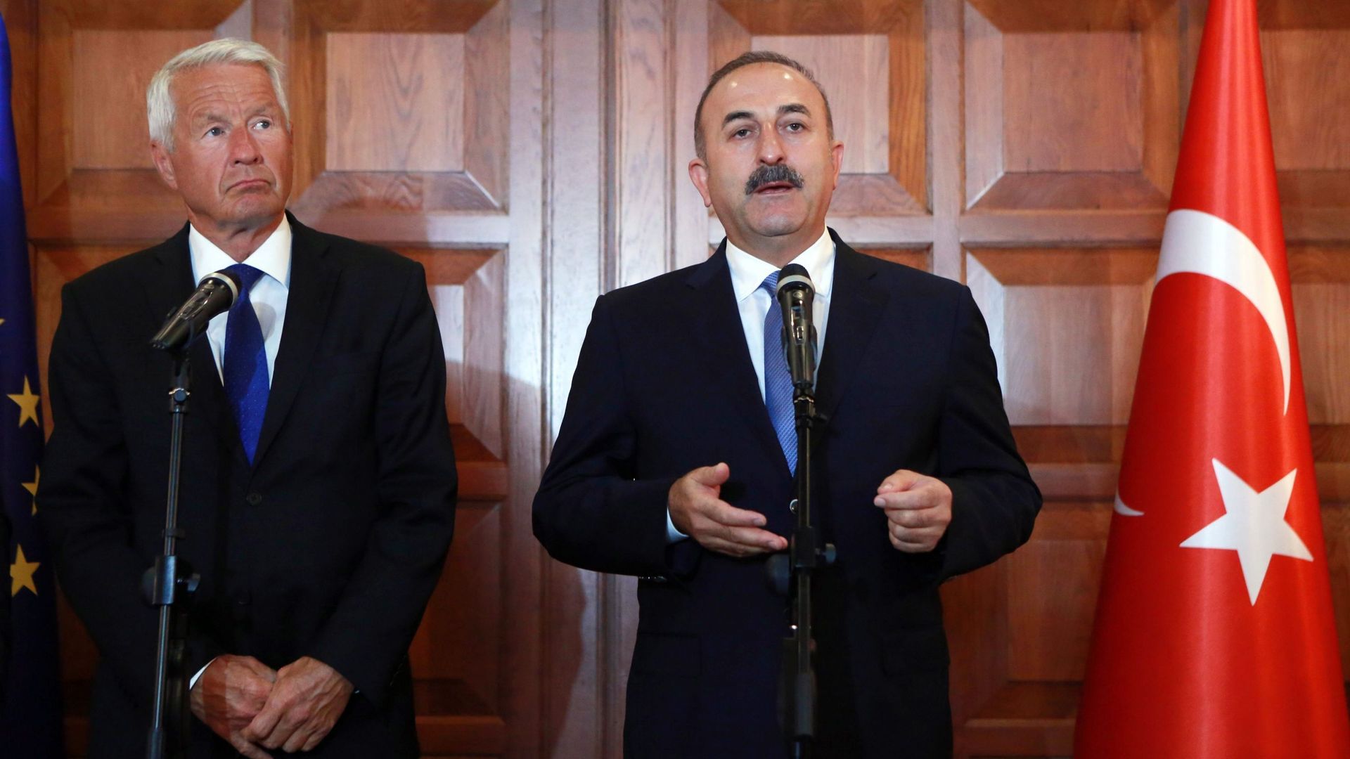 Thorbjorn Jagland et le ministre turc des Affaires étrangères, Mevlut Cavusoglu, le 3 août à Ankara