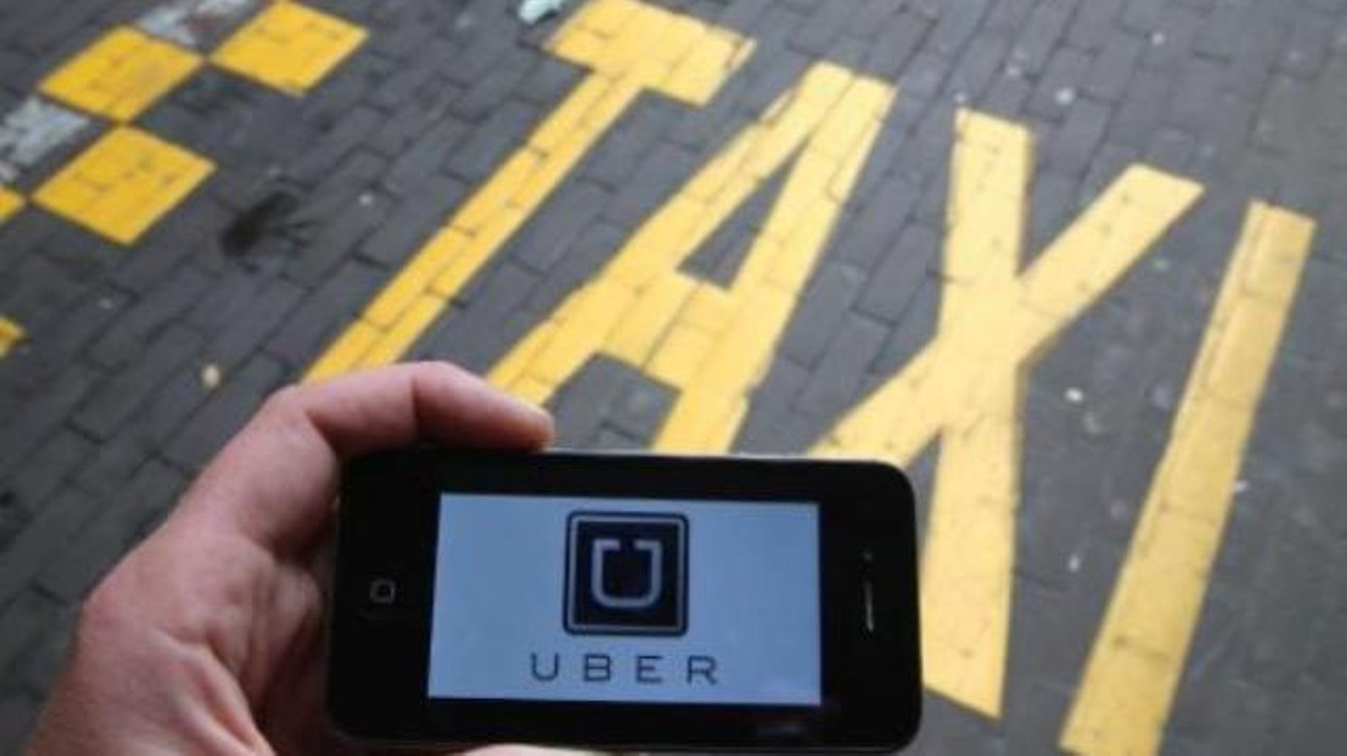 Uber jugé illégal risque une astreinte de 10.000 euros par infraction
