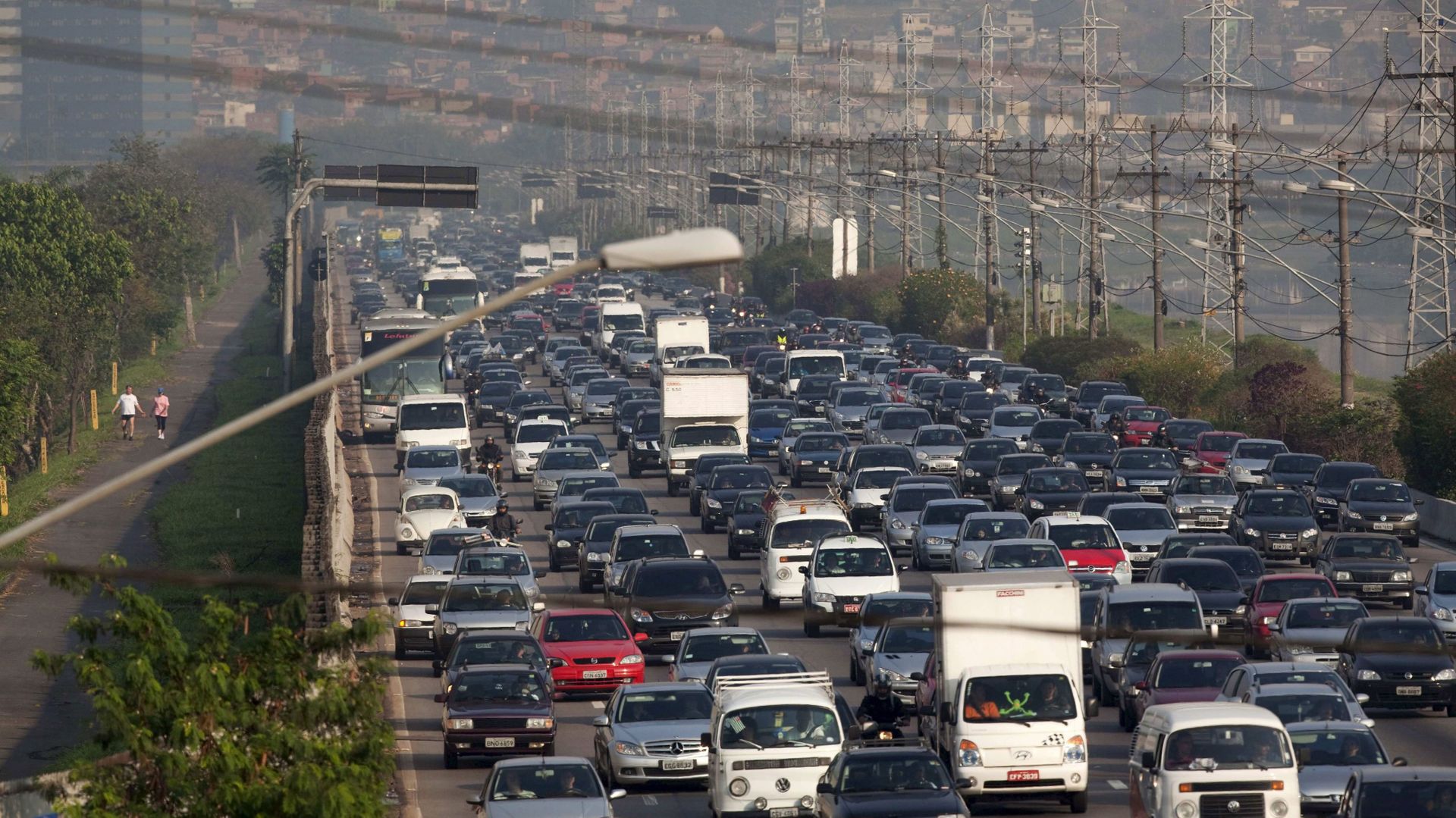 La pollution plus meurtrière que les accidents de la route à Sao Paulo