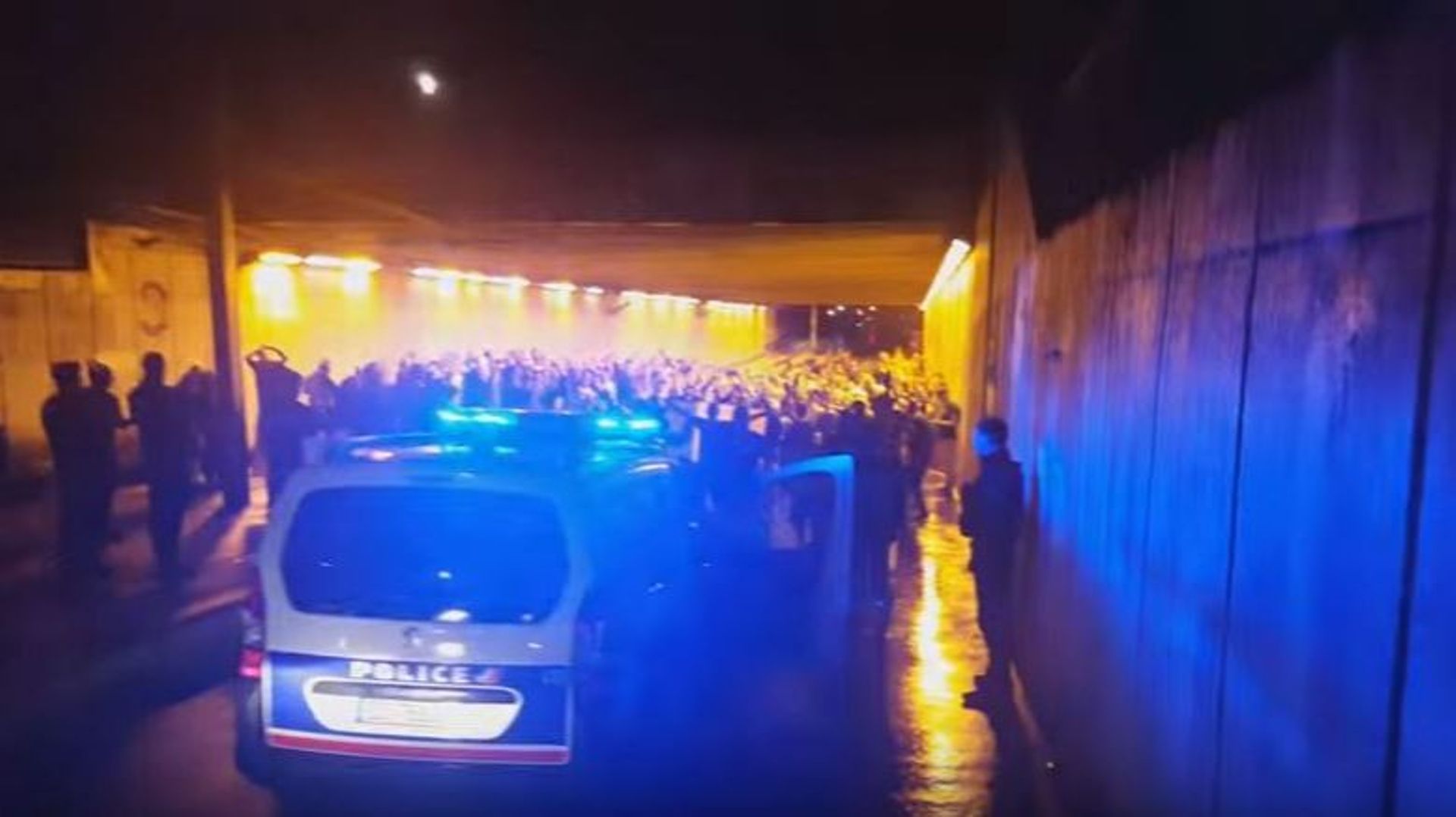 Football : Fans irlandais et police française se charrient avant Belgique-Eire