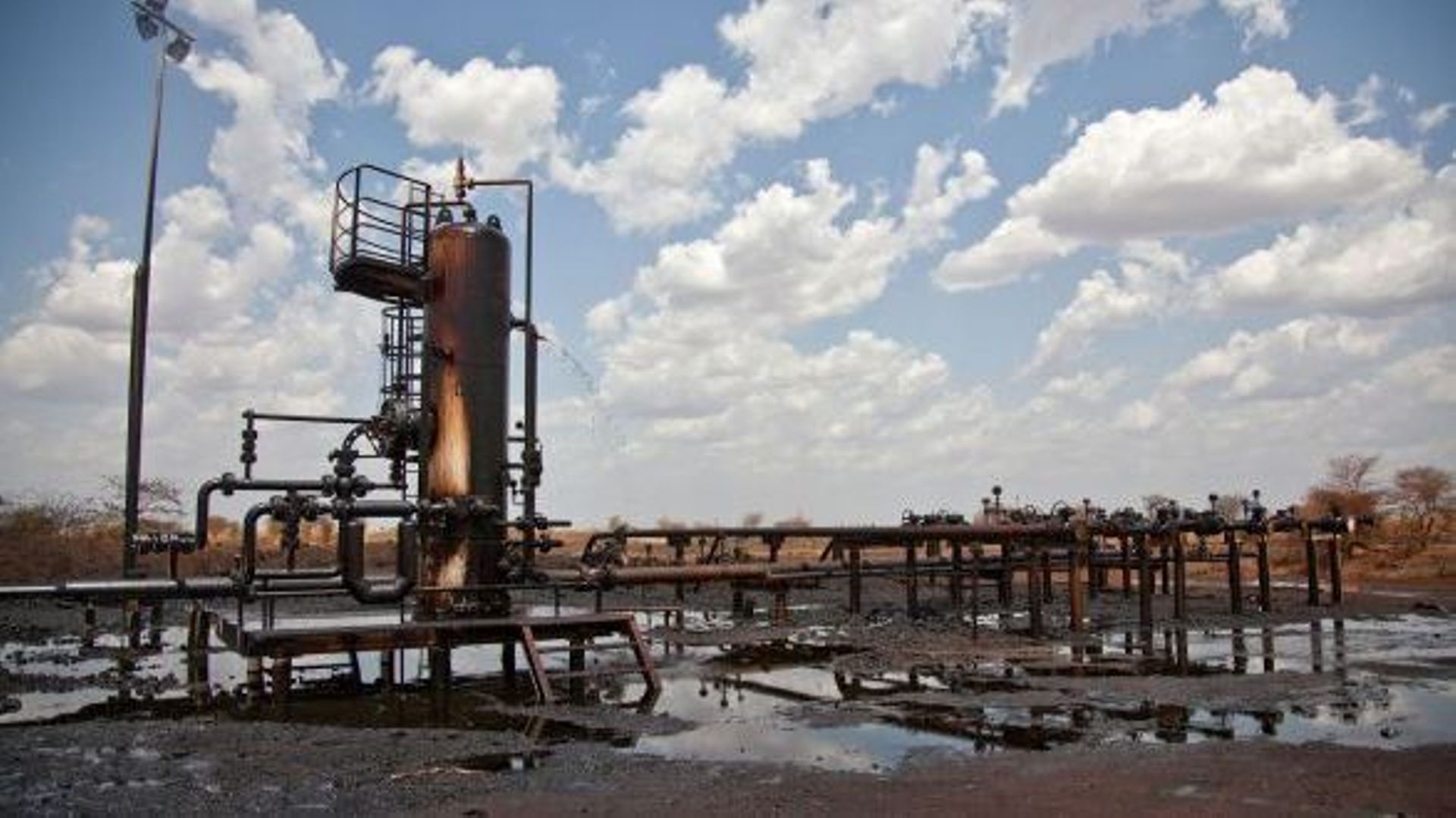 Dans cette zone de Heglig, que les deux États soudanais revendiquent, se cache environ la moitié de la production pétrolière de l'ancien Soudan unifié.