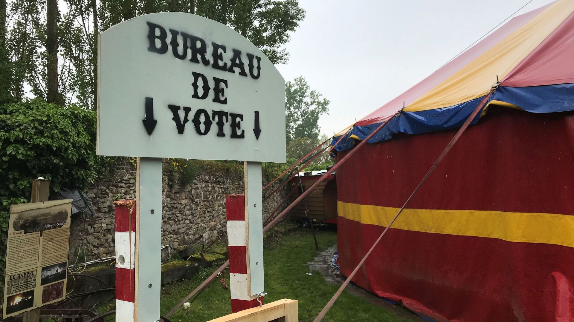 L'école du cirque de Charleroi a choisi les élections comme thème pour sa saison 2018-2019
