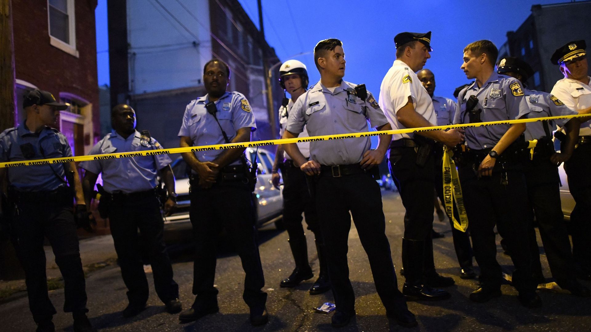 Etats-Unis: six policiers blessés lors d'une fusillade à Philadelphie, le suspect arrêté