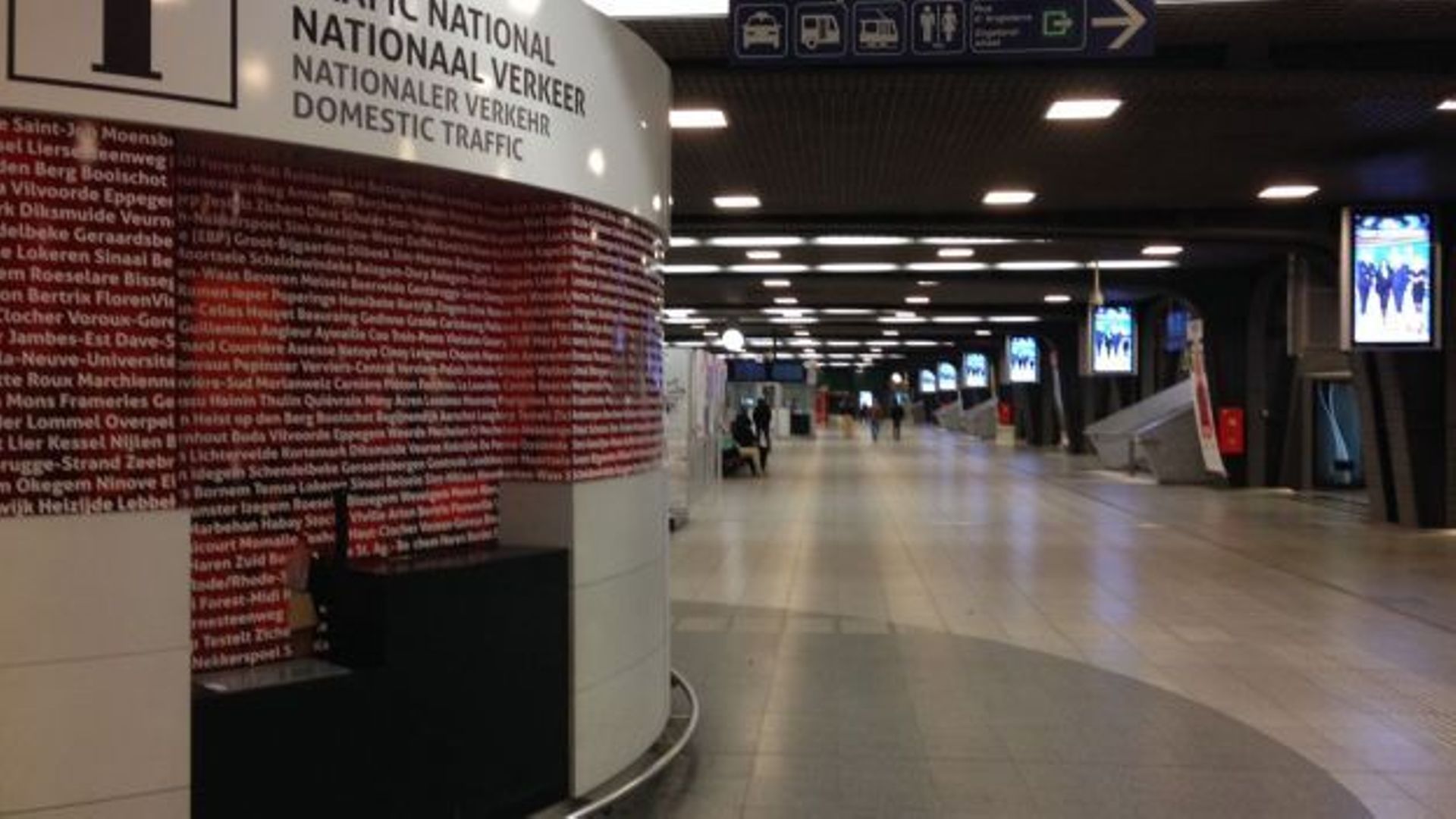 La Gare du Midi ce lundi matin: pratiquement déserte
