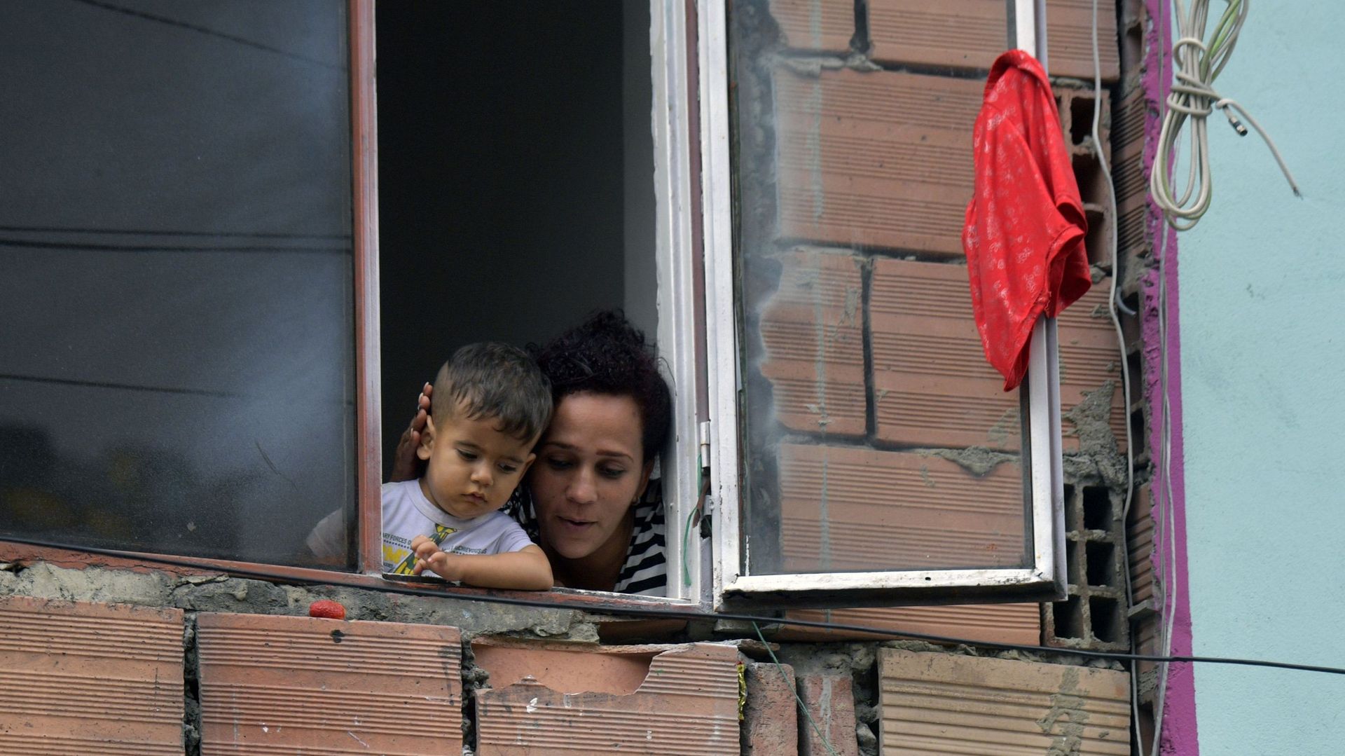Chiffon rouge en Colombie : un appel à l’aide pour des milliers de familles pauvres