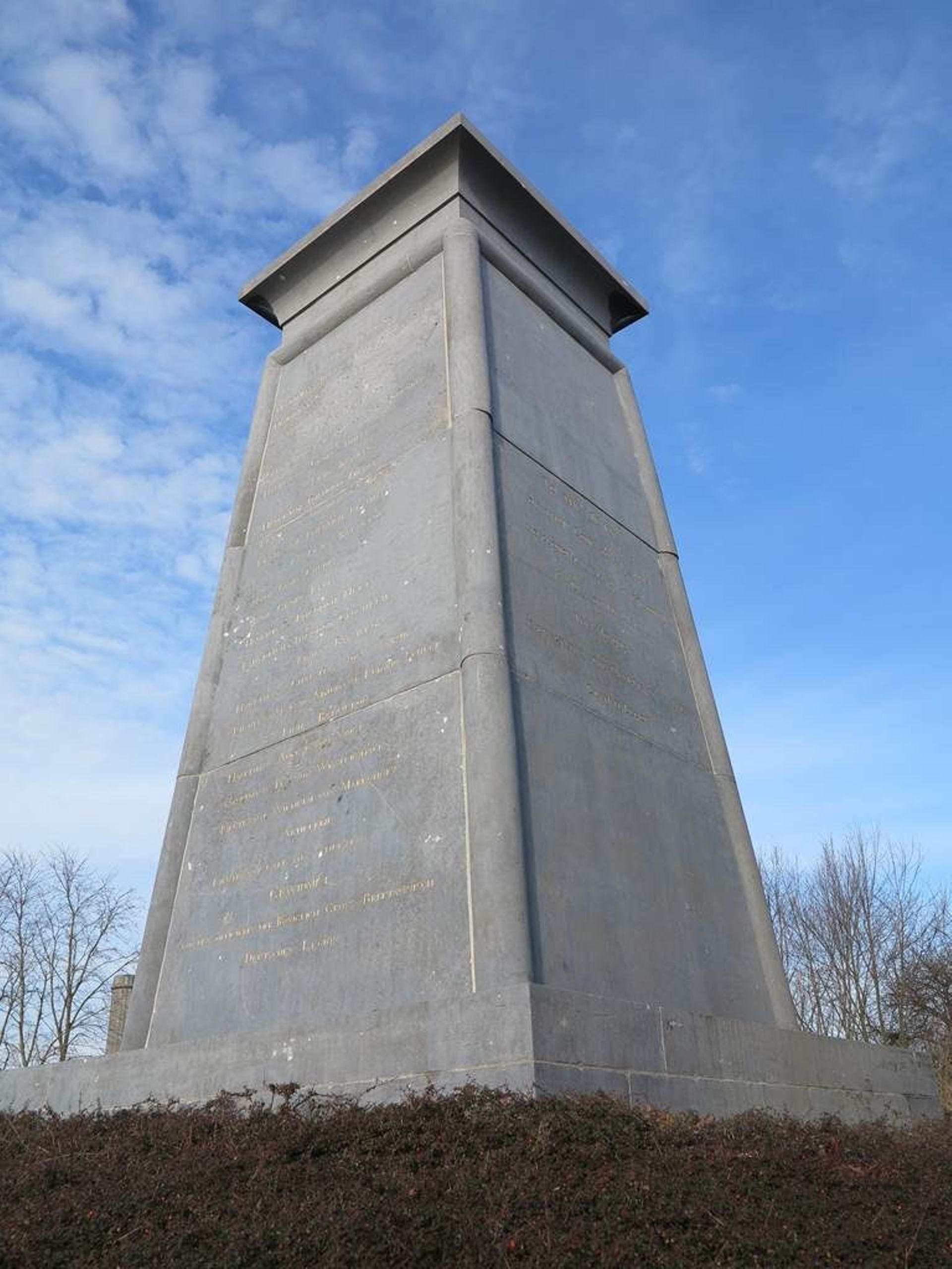 La monument hanovrien, à Placenoit…