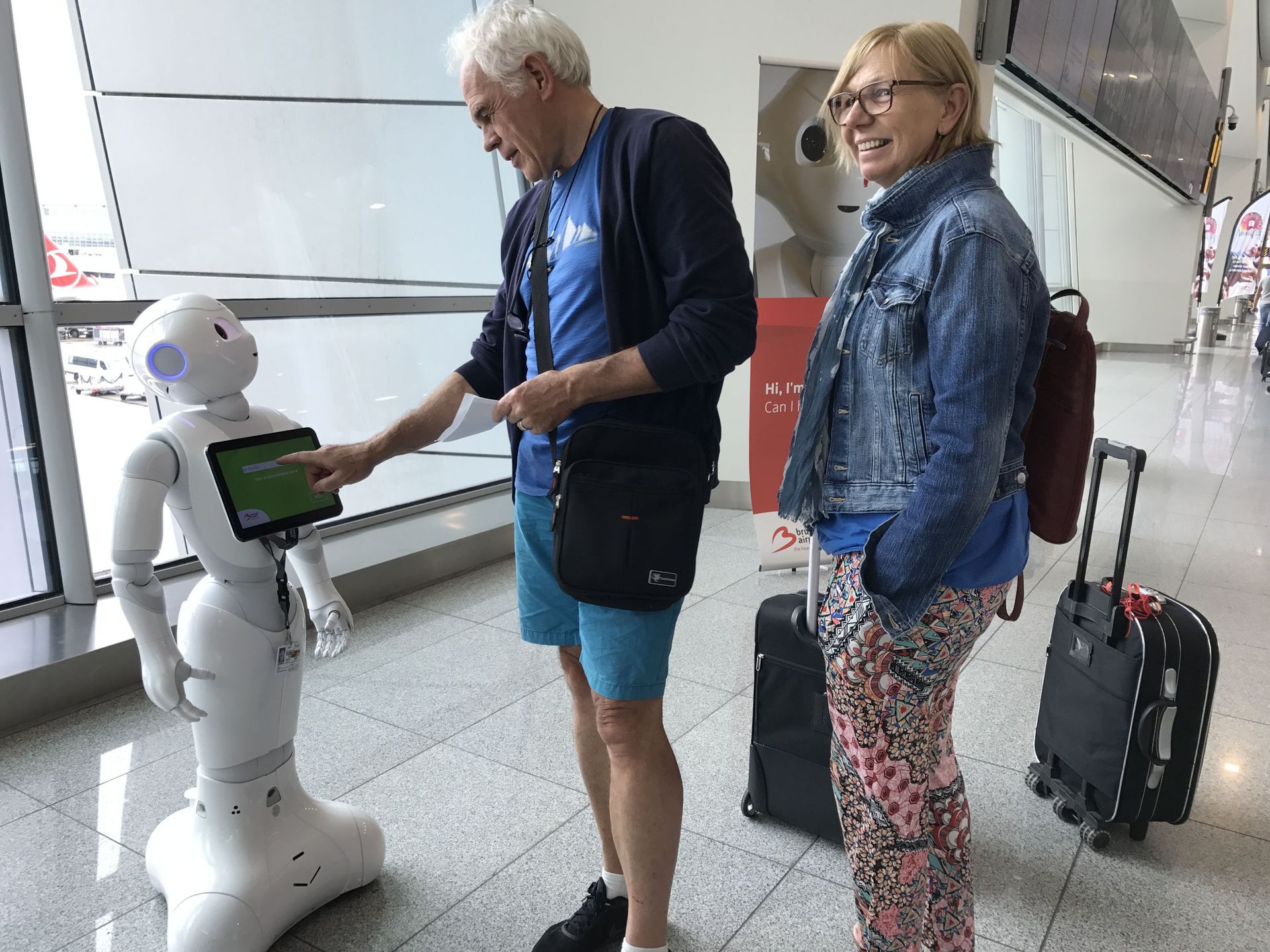 Bruce le robot vous accueille à l'aéroport de Bruxelles